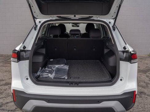 New 2026 Volkswagen Tiguan S image 6