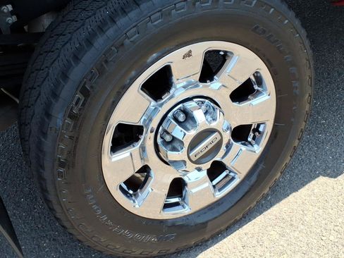 Used 2023 Ford F350 Lariat w/ Chrome Package AWD/4WD image 7