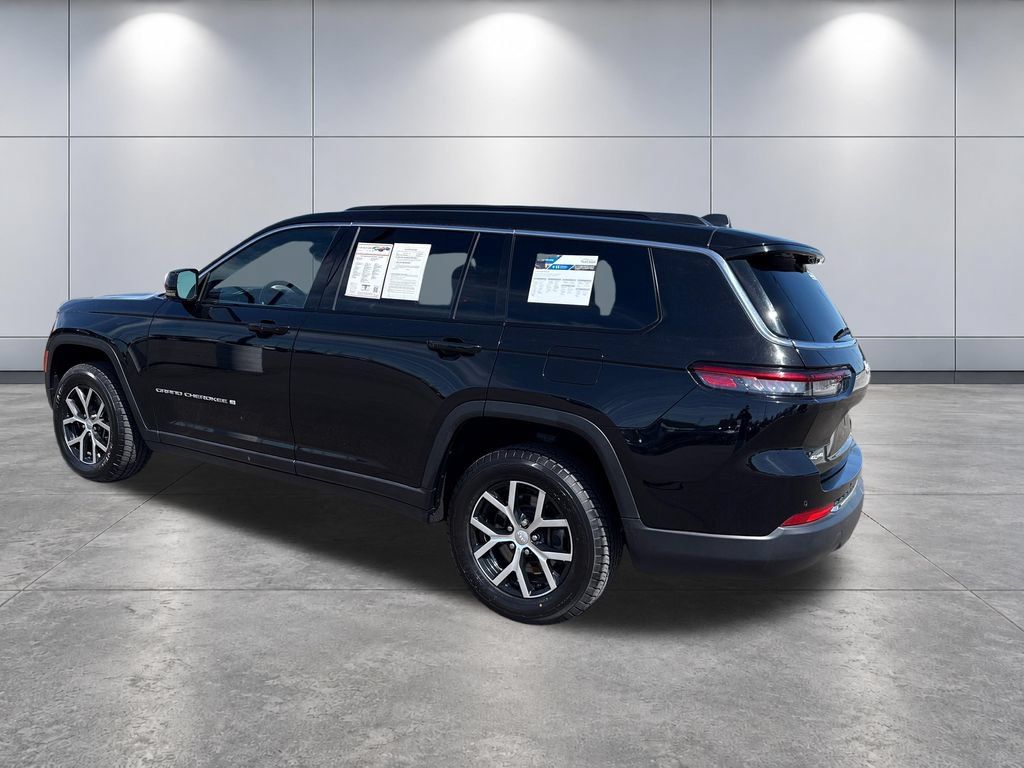 Used 2024 Jeep Grand Cherokee L Limited w/ Luxury Tech Group II AWD/4WD image 3