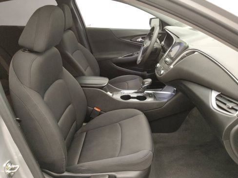 Used 2022 Chevrolet Malibu LT FWD image 21