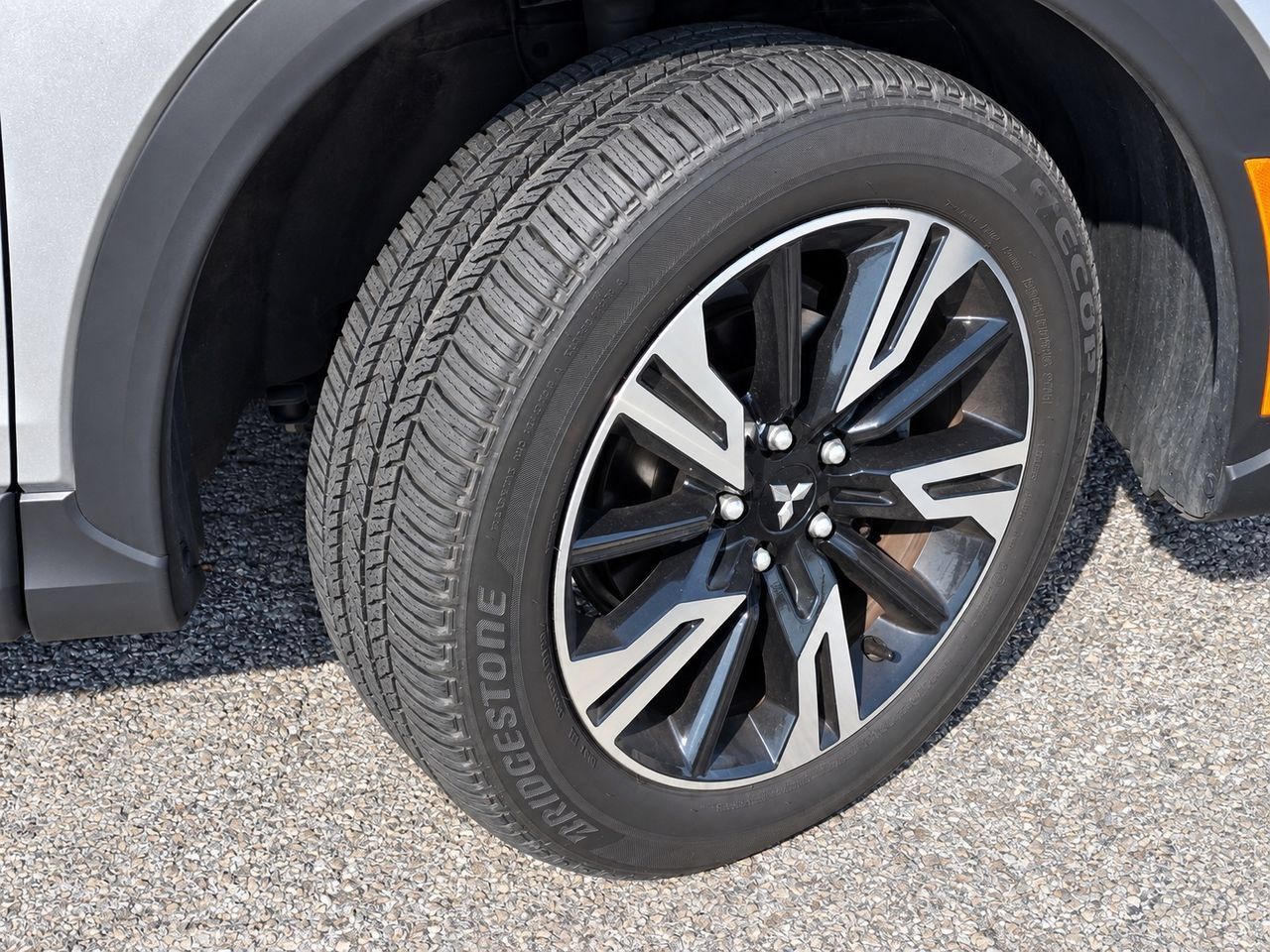 Used 2026 Mitsubishi Eclipse Cross AWD image 8
