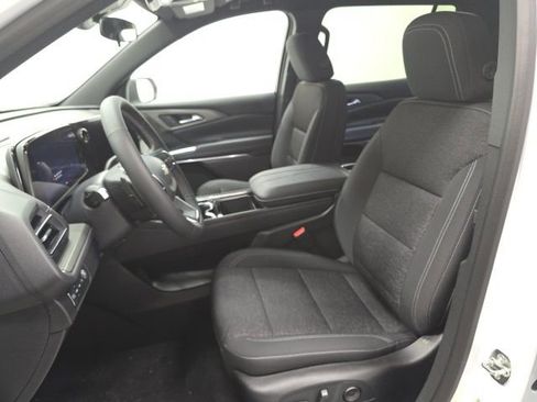 New 2026 Chevrolet Traverse LT image 21