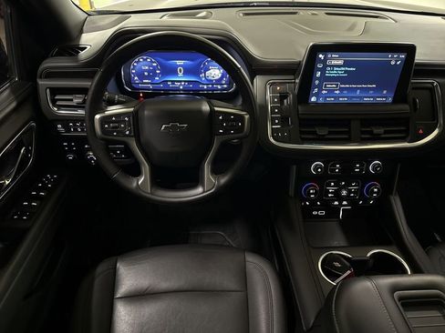 Used 2023 Chevrolet Tahoe Z71 w/ Luxury Package image 11