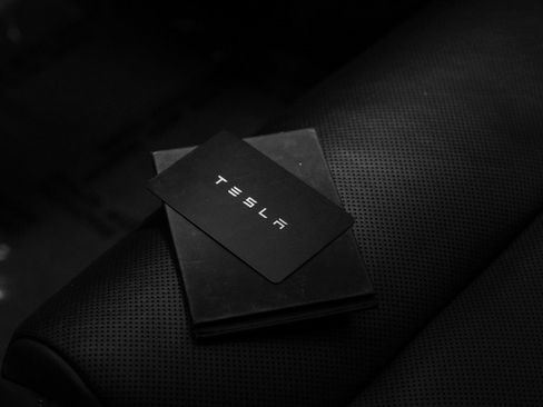 Used 2022 Tesla Model S image 63