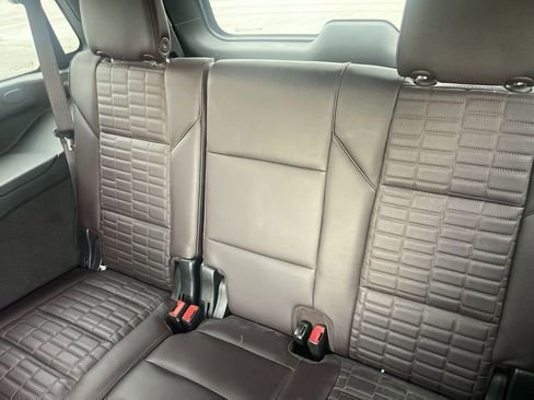 Used 2023 Cadillac Escalade Sport Platinum w/ Heavy-Duty Trailer Package AWD/4WD image 30