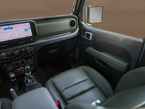 Used 2024 Jeep Gladiator Mojave AWD/4WD image 25