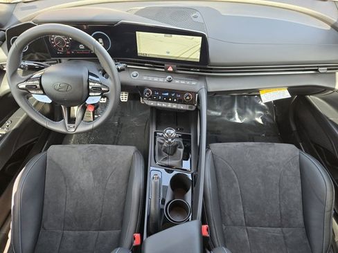 Certified 2024 Hyundai Elantra N image 27