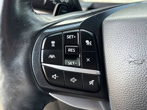 Certified 2020 Ford Explorer Platinum w/ Premium Technology Package AWD/4WD image 23