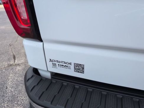 Certified 2025 GMC Sierra 1500 SLT AWD/4WD image 7