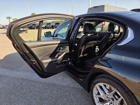 Used 2025 BMW 330i Sedan image 13