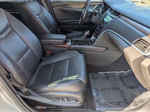 Used 2019 Cadillac XTS Luxury FWD image 21