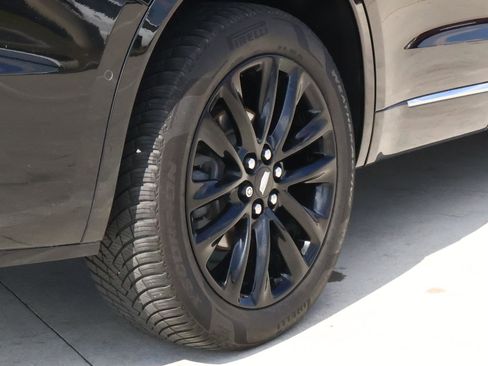 Used 2021 Cadillac XT6 Premium Luxury w/ Platinum Package image 12