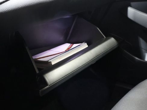 Used 2024 Toyota Corolla SE image 31