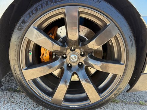 Used 2011 Nissan GT-R Premium AWD/4WD image 22