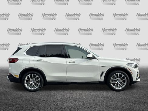 Certified 2022 BMW X5 xDrive45e w/ Climate Comfort Package image 3