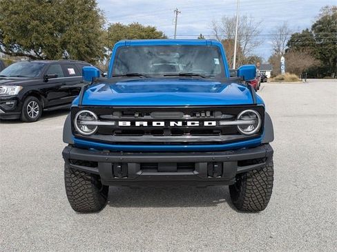 New 2024 Ford Bronco Outer Banks image 8