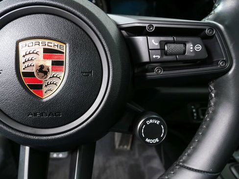 Certified 2024 Porsche 911 Carrera T image 11