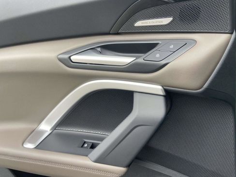 Certified 2025 Audi Q5 Prestige image 16