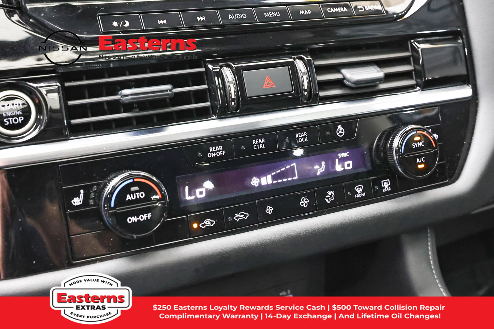 Used 2024 Nissan Pathfinder SL w/ SL Premium Package AWD/4WD image 19