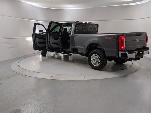 New 2026 Ford F350 XLT image 10