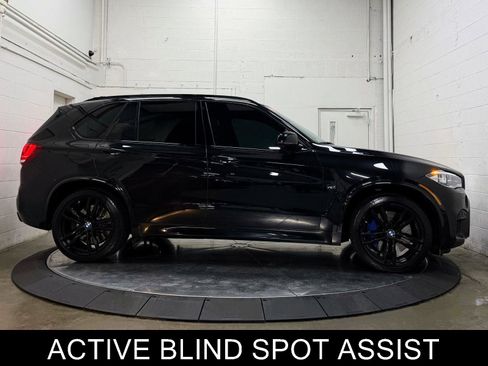 Used 2018 BMW X5 M image 10