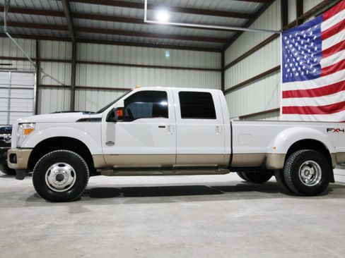 Used 2011 Ford F350 King Ranch image 5