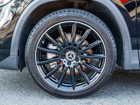 Used 2022 Mercedes-Benz GLA 250 4MATIC image 9