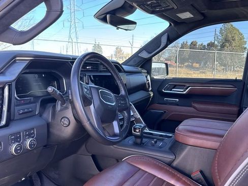 Used 2023 GMC Sierra 1500 Denali Ultimate image 11