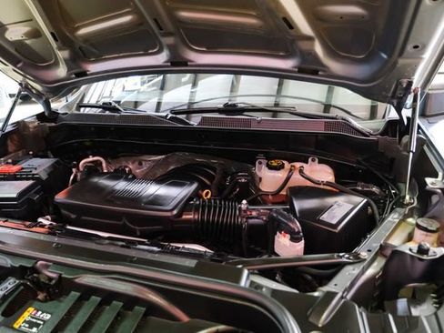 Used 2021 Chevrolet Silverado 1500 Custom Trail Boss w/ LPO, Dark Essentials Package image 46