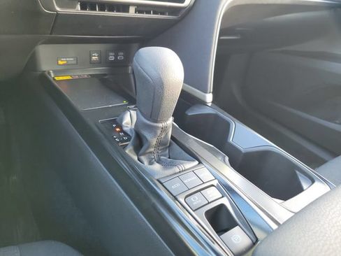 Used 2025 Toyota Camry LE w/ Convenience Package FWD image 21