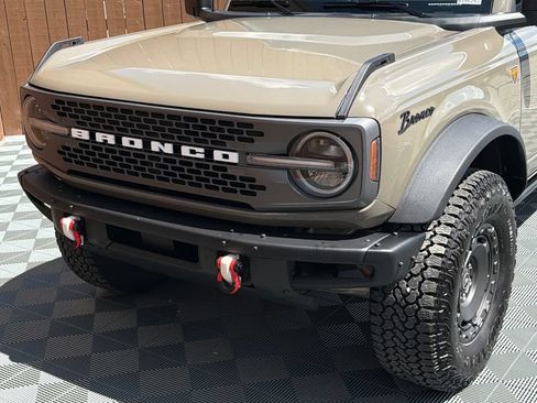 Used 2025 Ford Bronco Badlands w/ Sasquatch Package AWD/4WD image 19
