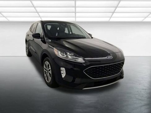 Used 2022 Ford Escape SEL image 2