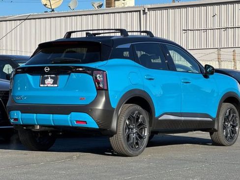 New 2026 Nissan Kicks SR image 4