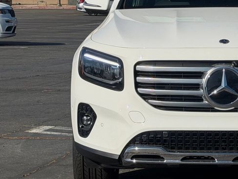 New 2026 Mercedes-Benz GLB 250 image 7