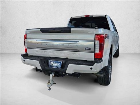 Used 2017 Ford F250 Platinum w/ Platinum Ultimate Package image 5