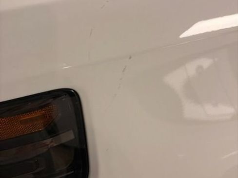 Used 2022 GMC Sierra 1500 AT4 w/ AT4 Premium Package image 6