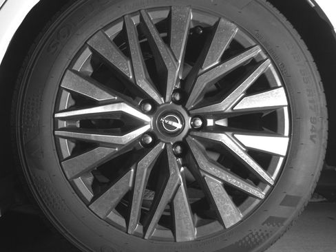 Used 2025 Nissan Altima 2.5 SV image 14