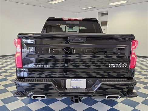New 2026 Chevrolet Silverado 1500 High Country image 6