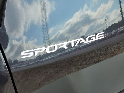 New 2026 Kia Sportage LX FWD image 6