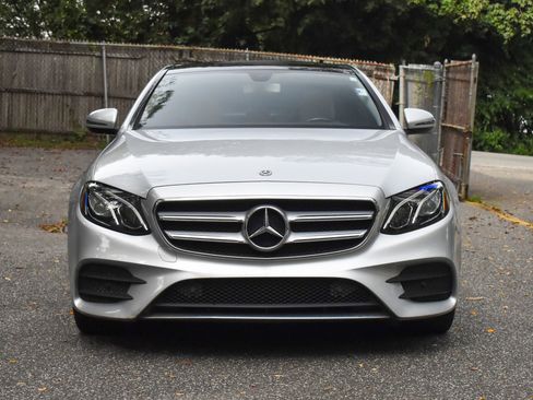 Used 2019 Mercedes-Benz E 300 4MATIC w/ Convenience Package image 13