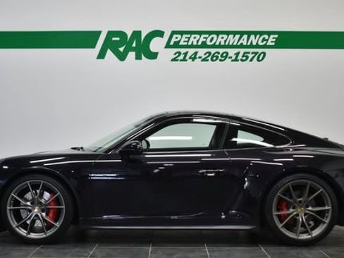 Used 2017 Porsche 911 Carrera 4S AWD/4WD image 2