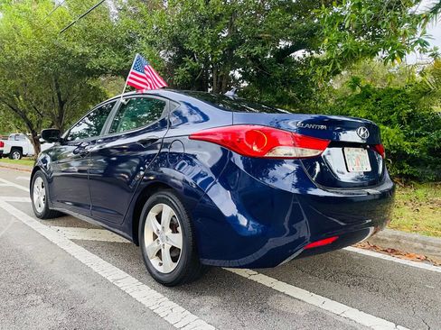 Used 2013 Hyundai Elantra GLS image 3