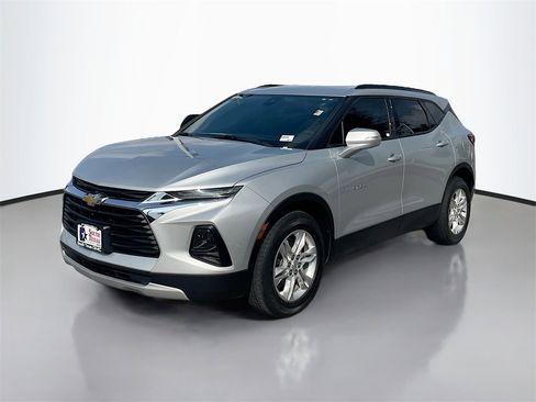 Used 2021 Chevrolet Blazer LT w/ Sound & Technology Package image 3