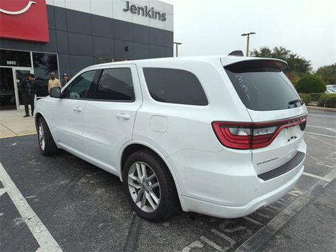 Used 2023 Dodge Durango GT image 3