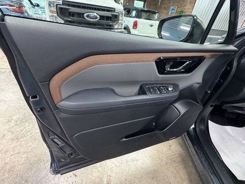 Used 2025 Subaru Forester Sport AWD/4WD image 25