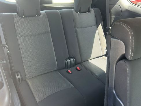 Used 2018 Nissan Pathfinder SV AWD/4WD image 16