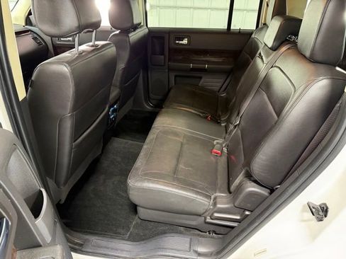 Used 2019 Ford Flex Limited w/ Equipment Group 303A AWD/4WD image 11
