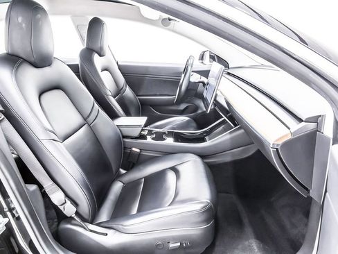 Used 2017 Tesla Model 3 Standard Range RWD image 32