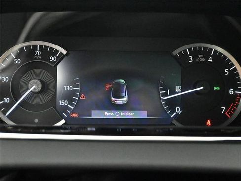 Used 2023 Land Rover Range Rover Evoque R-Dynamic SE image 12