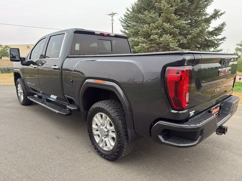 Used 2020 GMC Sierra 3500 Denali w/ Denali Ultimate Package AWD/4WD image 14